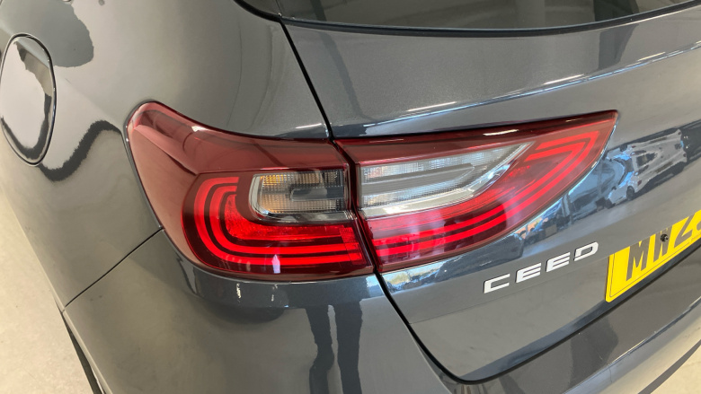 Kia Ceed 1.5T GDi ISG 2 5dr Petrol Hatchback